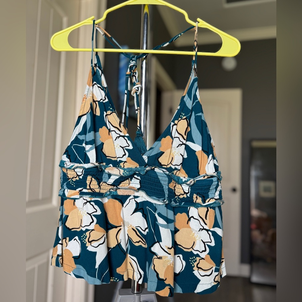 Roxy Floral Crop Top in Teal and Beige